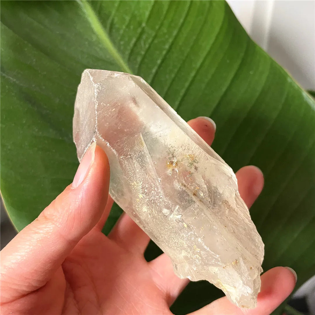 Raw Clear Quartz Wand – Natural Crystal Point for Reiki & Healing Decor