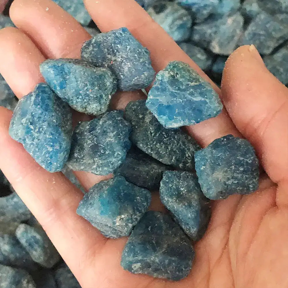 Raw Blue Apatite Crystal – Natural Healing Stone for Reiki & Meditation