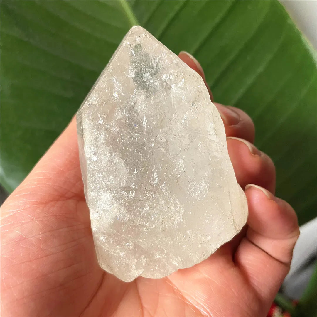 Raw Clear Quartz Wand – Natural Crystal Point for Reiki & Healing Decor